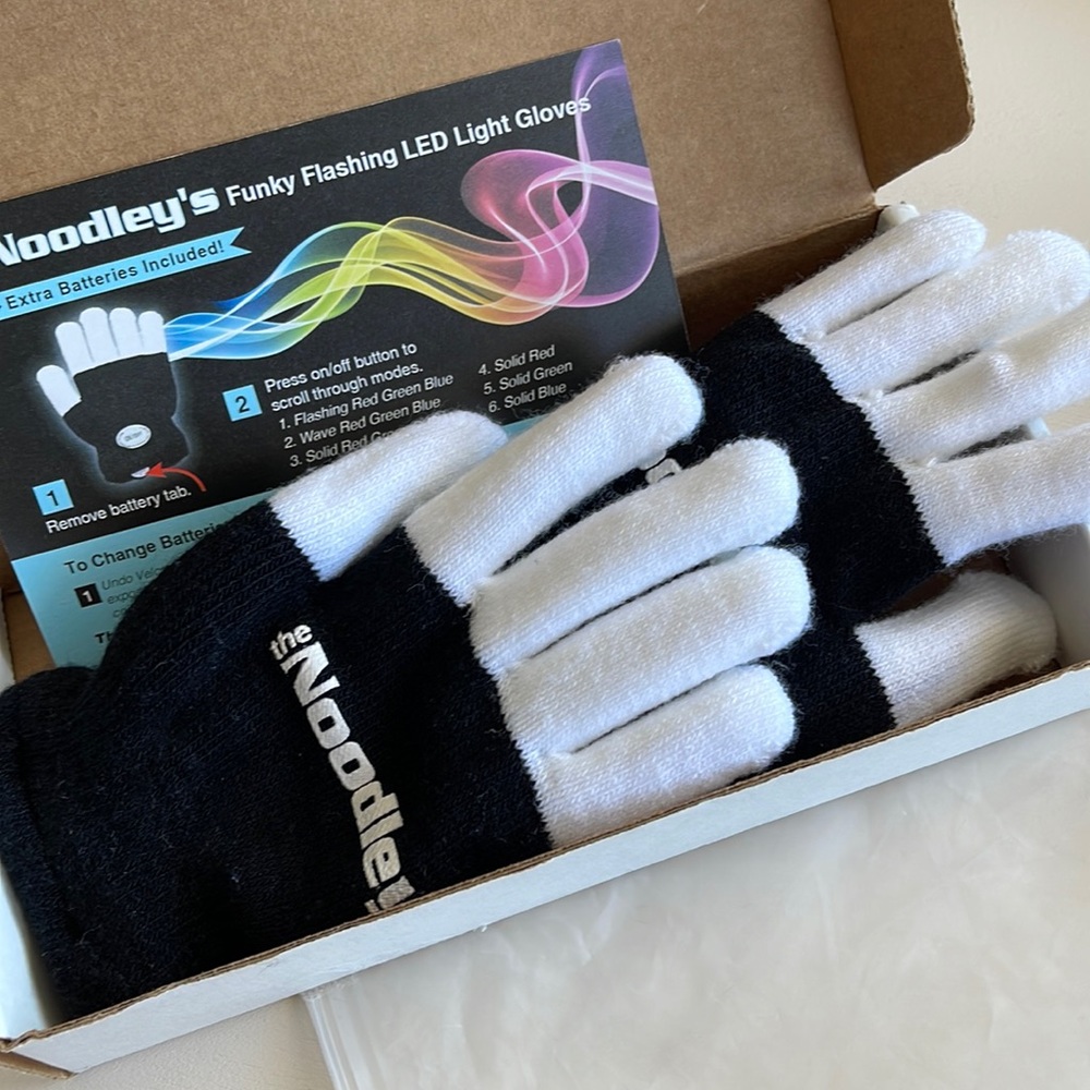 Noodley Funky Flashing Light Gloves